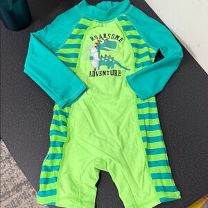 Green Rashguard Swimwear with UV Protection
